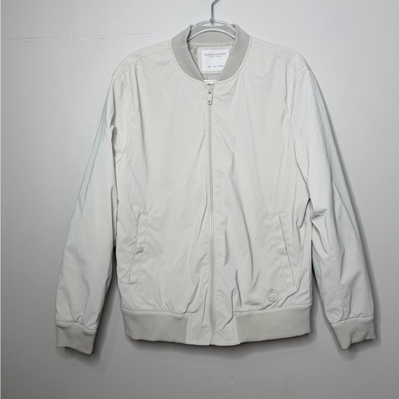Denim & Flower Other - Denim & Flower Light Gray/Off White Bomber Jacket Zip Up Large EUC